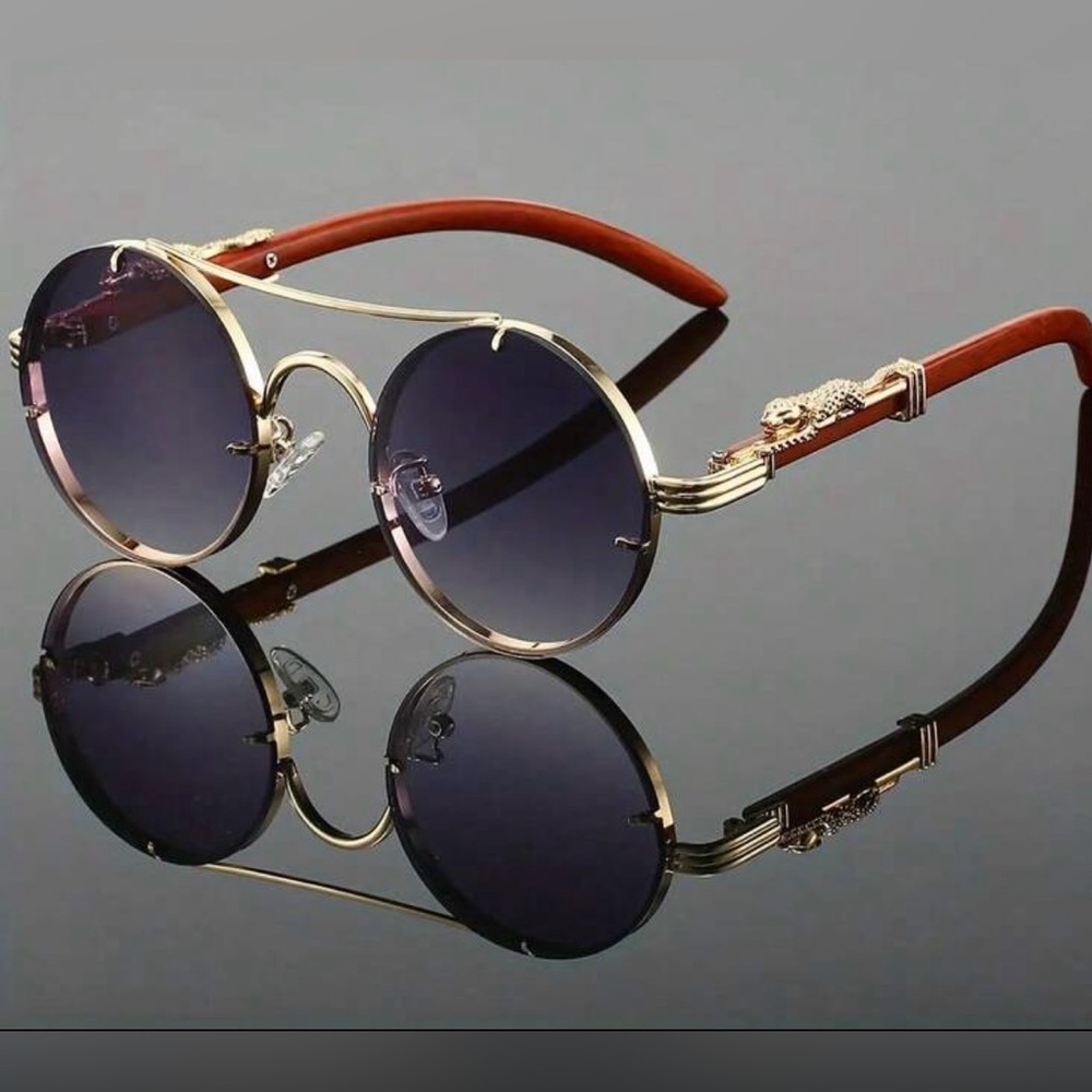 Vintage Gradient Pink Round Sunglasses – Gold Frame | Unisex